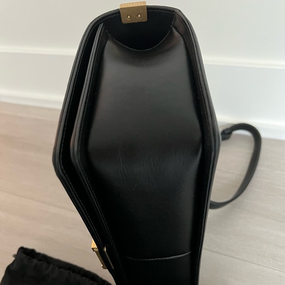 Chanel le boy new medium black bag - Picture 5 of 15